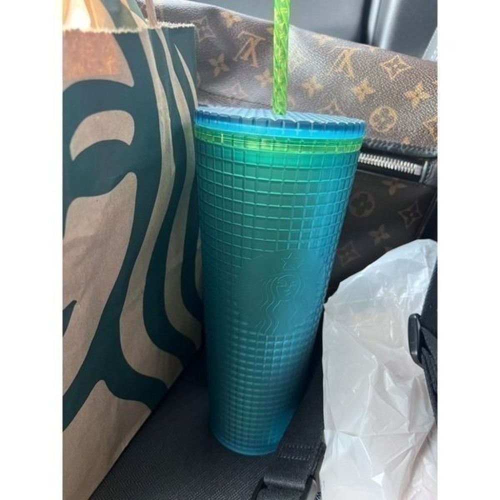 Starbucks Venti Mountain Dew Grid Tumbler‎